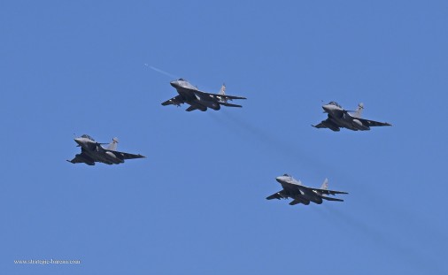 Defilé_militaire_Serbie_2025_A014_Rafale_MiG-29