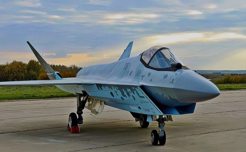 Su-75_Checkmate_chasseur_Russie_2025_A100