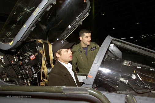 Jaguar_avion_Royaume-Uni_France_005_Brad_Pitt