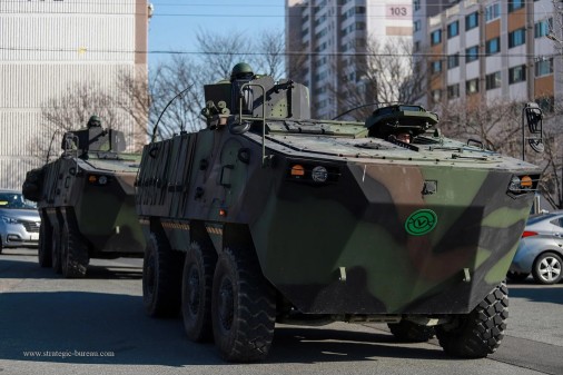 K806_White_Tiger_vbc_6x6_Coree-du-Sud_003