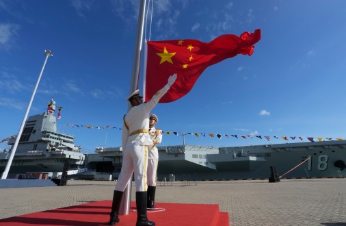 Fujian_18_porte-avions_Chine_A001