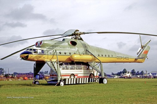 Mi-10_Harke_helicoptere_URSS_004