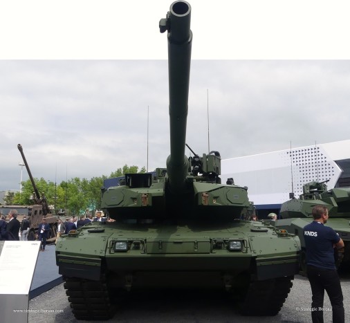 Leopard-2A8_char_Allemagne_002