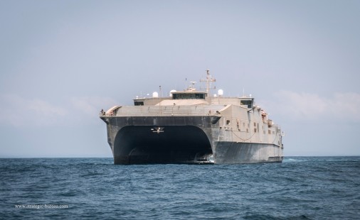APF_classe_Spearhead_navire_transport_USA_001
